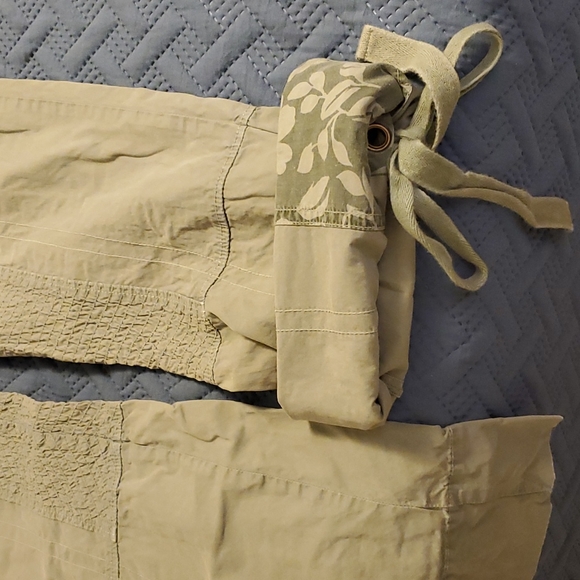 Pants - Picture 3 of 8